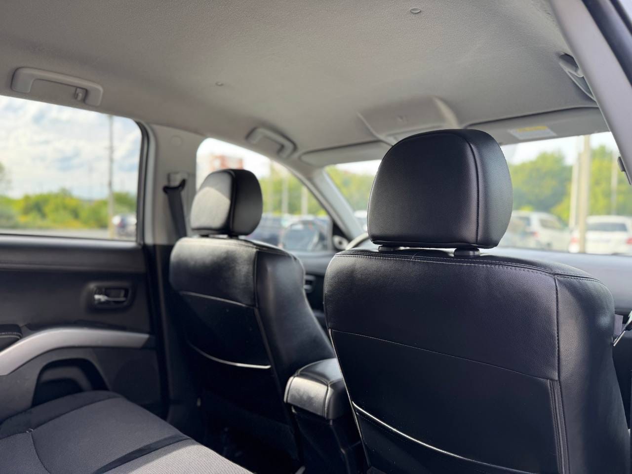Mitsubishi Outlander 20