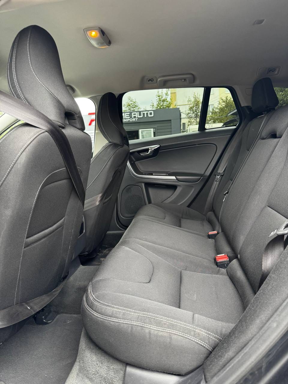 Volvo V60 11