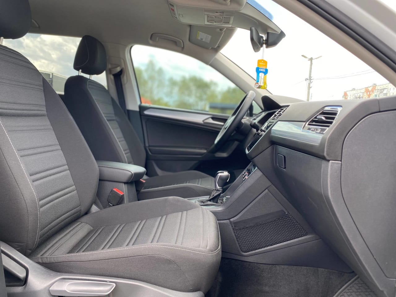 Volkswagen Tiguan 16