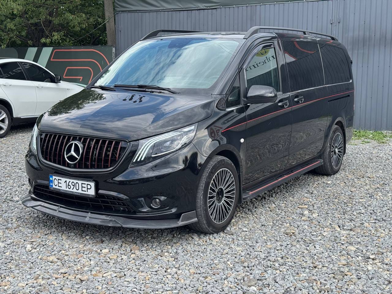 Mercedes-Benz Metris 2