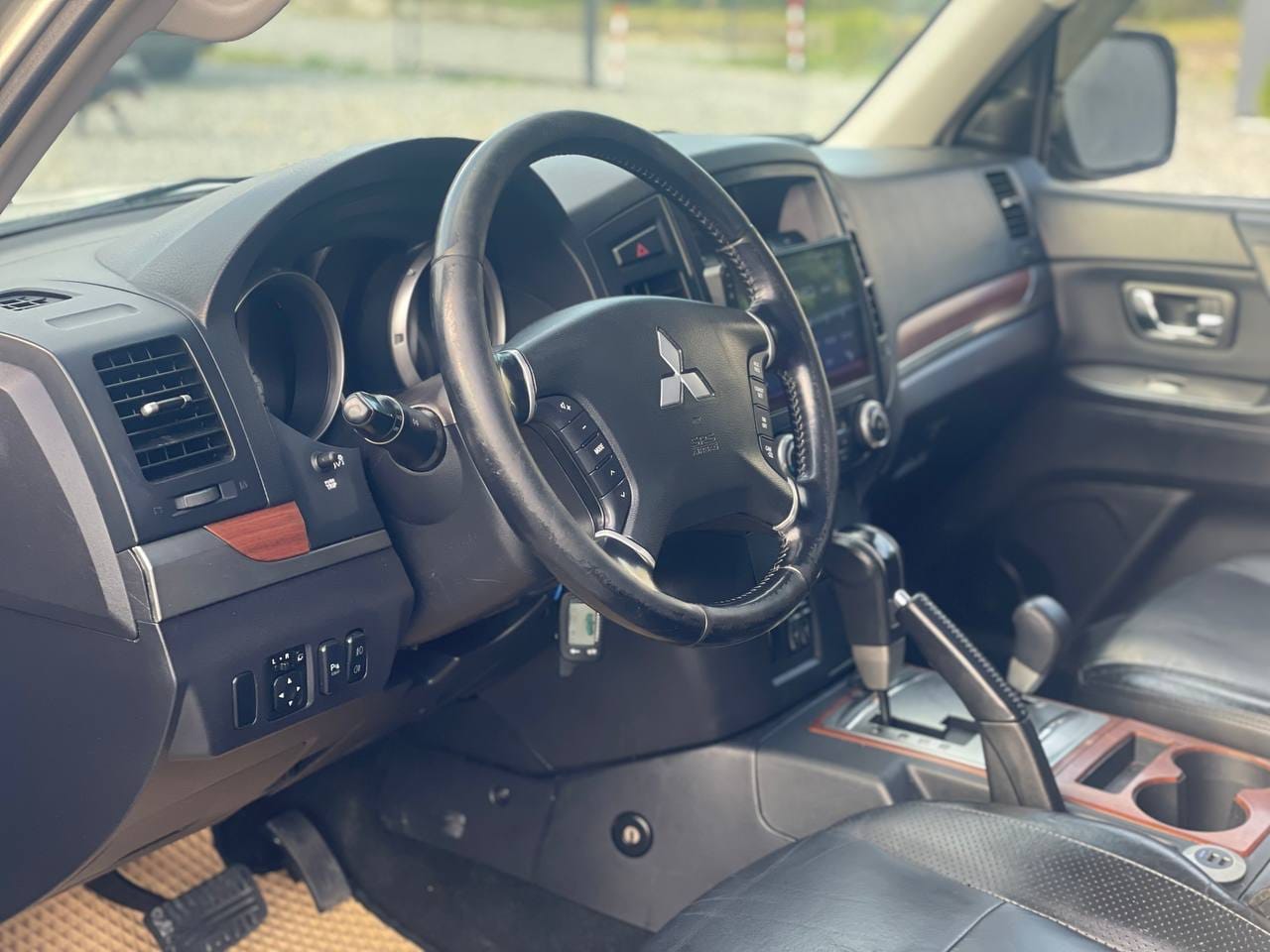 Mitsubishi Pajero Wagon 7