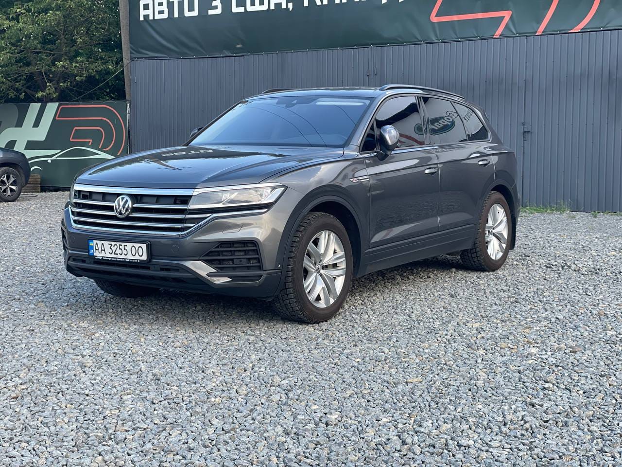 Volkswagen Touareg 2