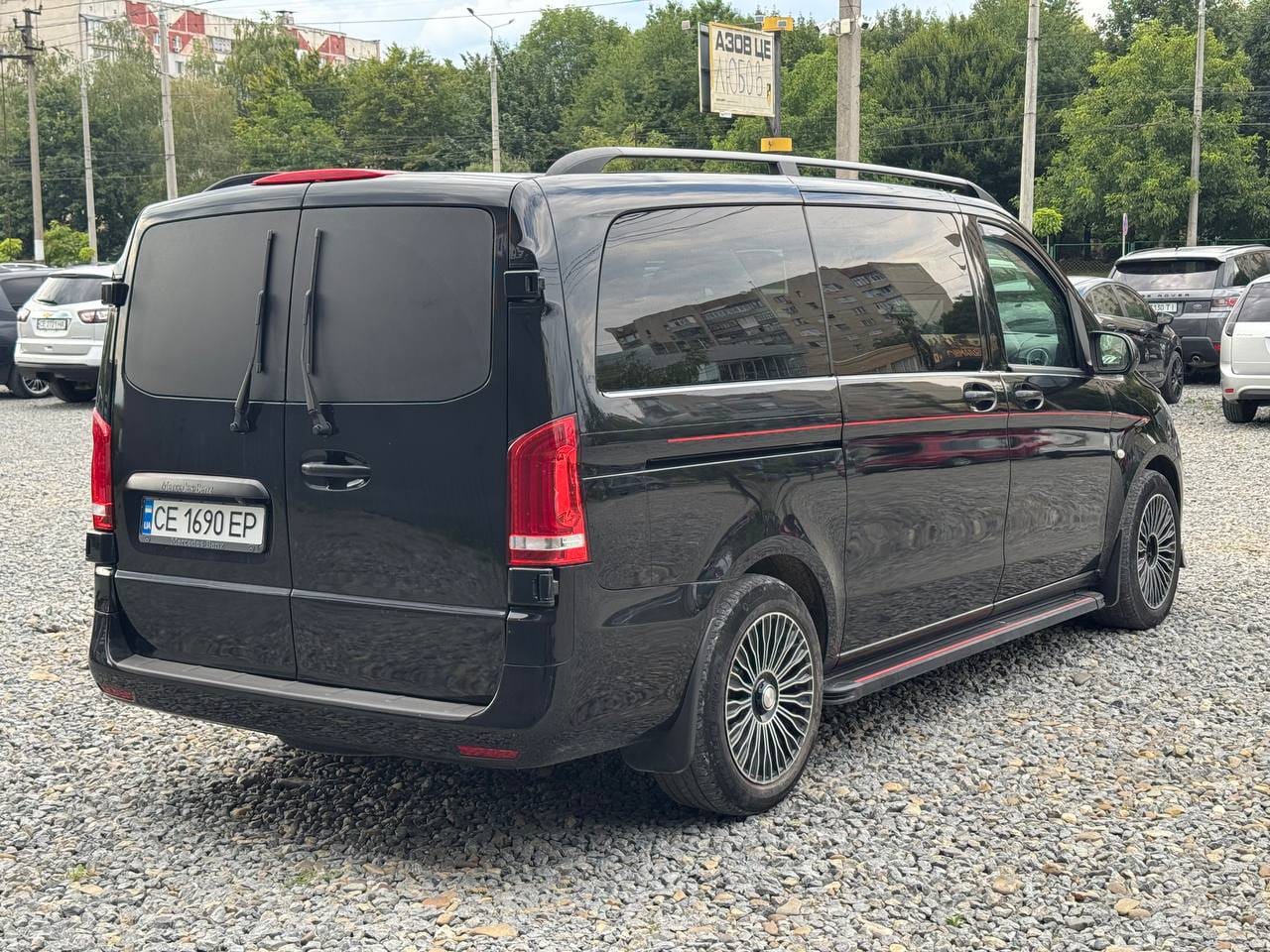 Mercedes-Benz Metris 5
