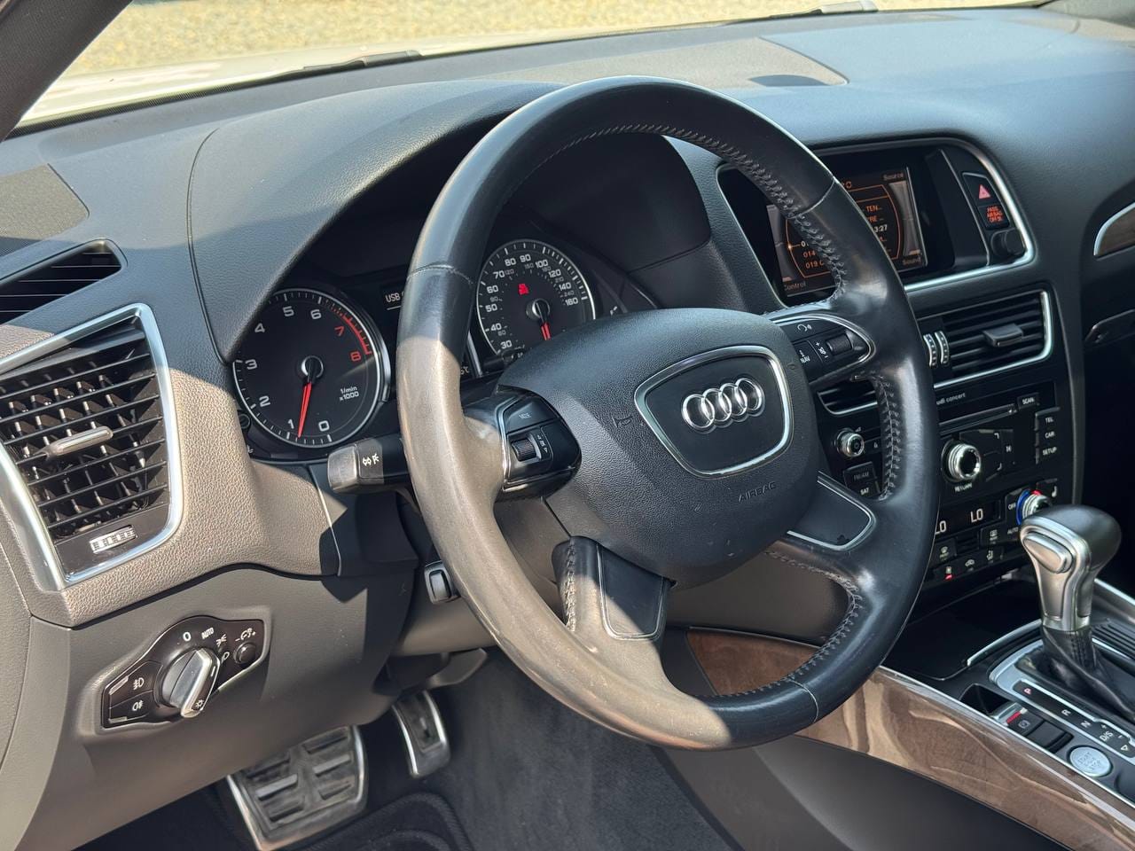 Audi Q5 11