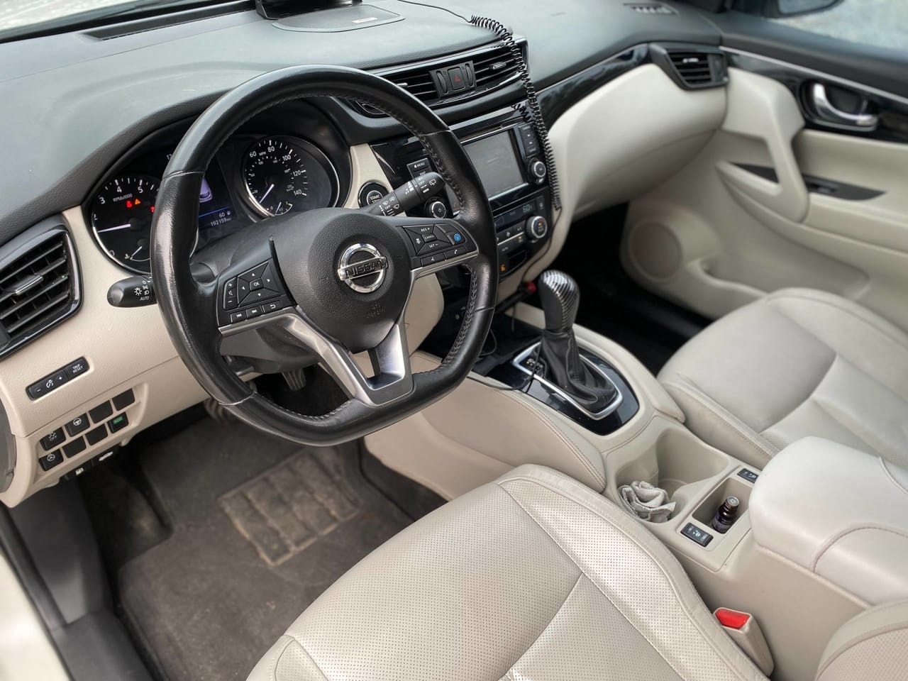 Nissan Rogue Sport 13
