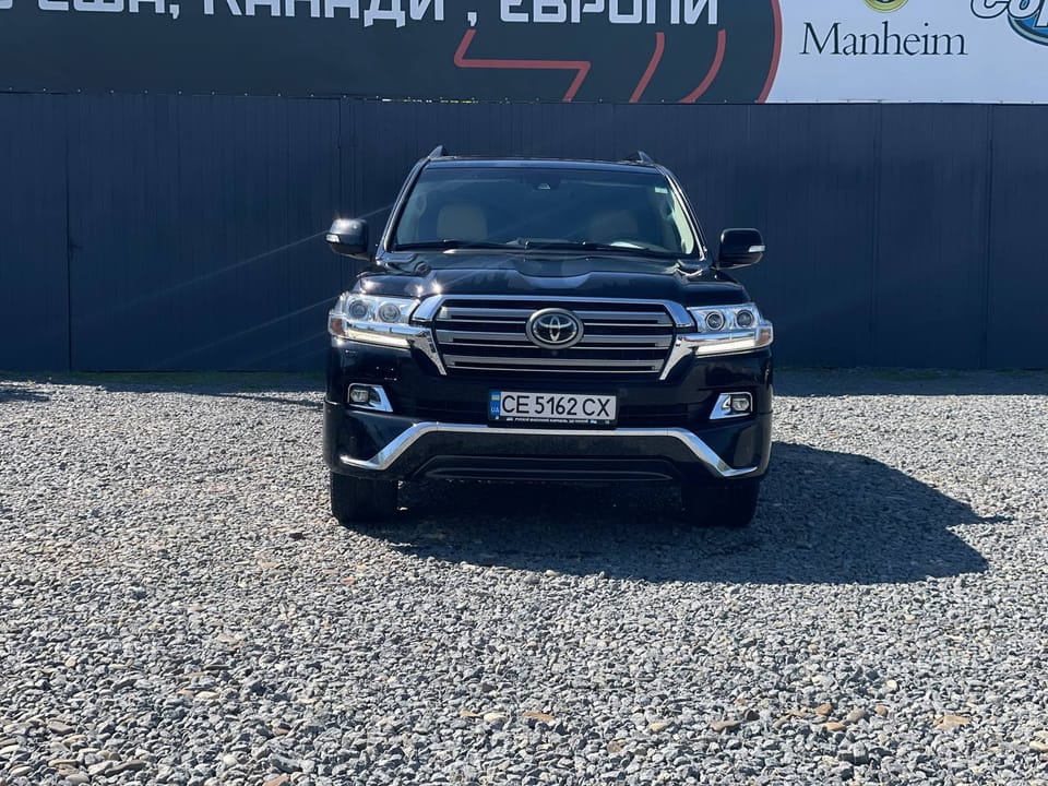 Toyota Land Cruiser 200