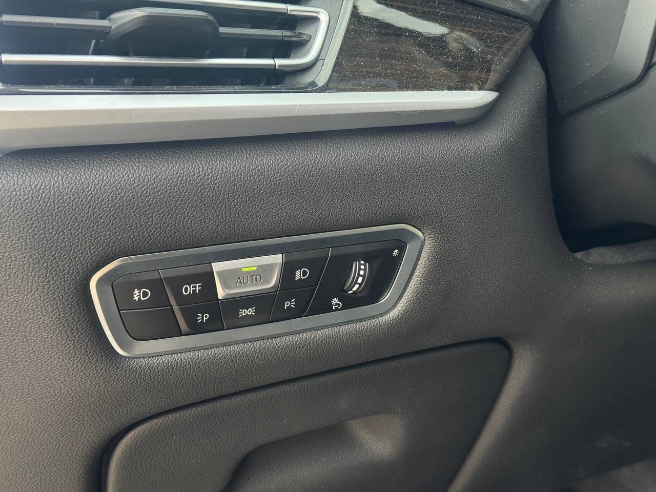 BMW X7 9