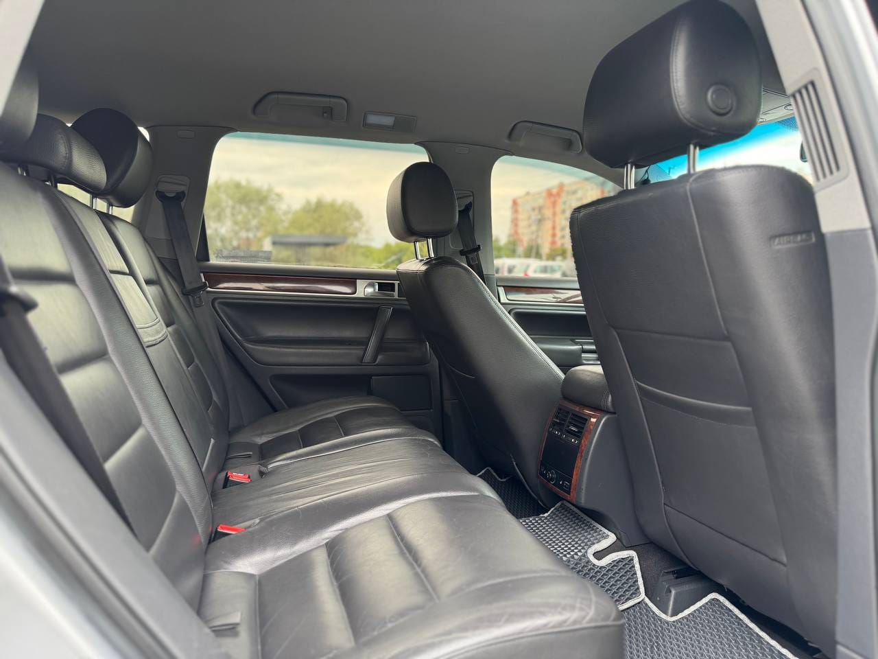 Volkswagen Touareg 18