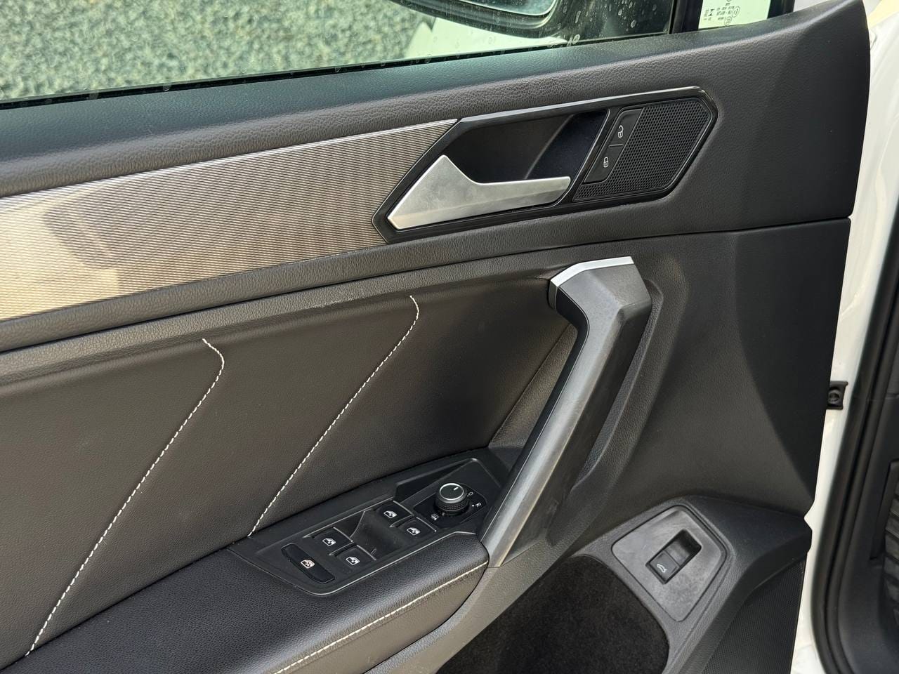 Volkswagen Tiguan 7