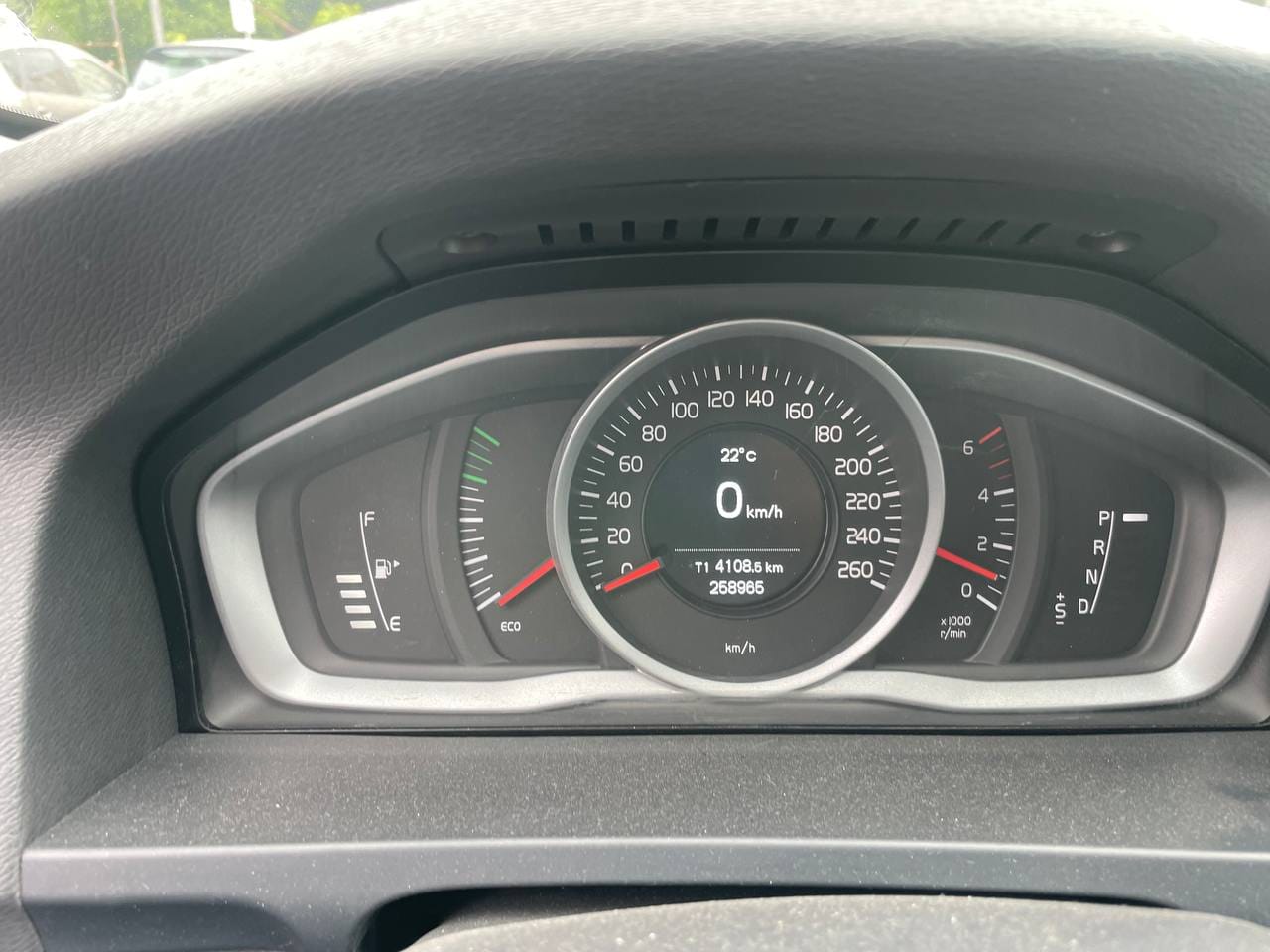 Volvo V60 7