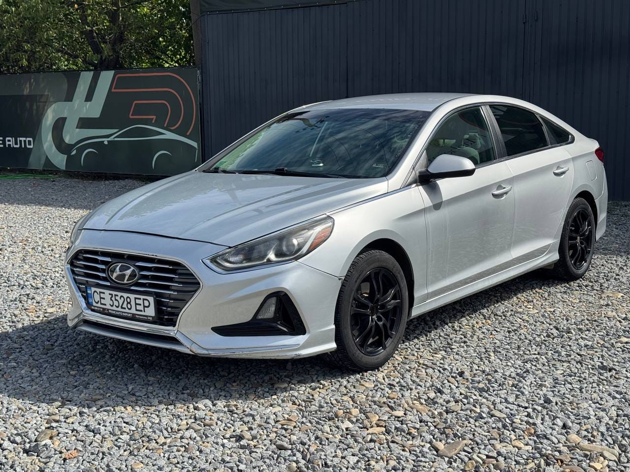 Hyundai Sonata 2
