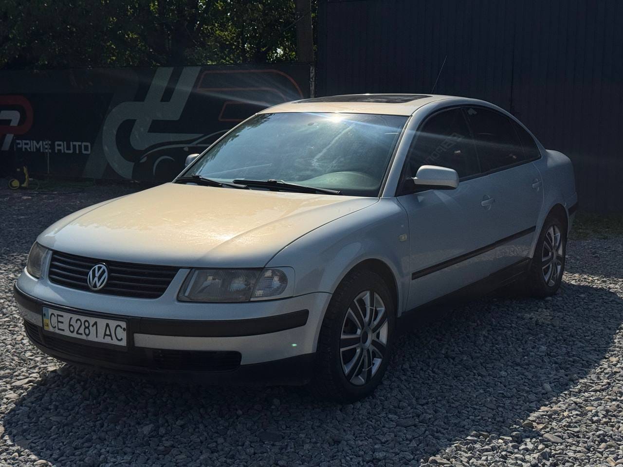 Volkswagen Passat 2