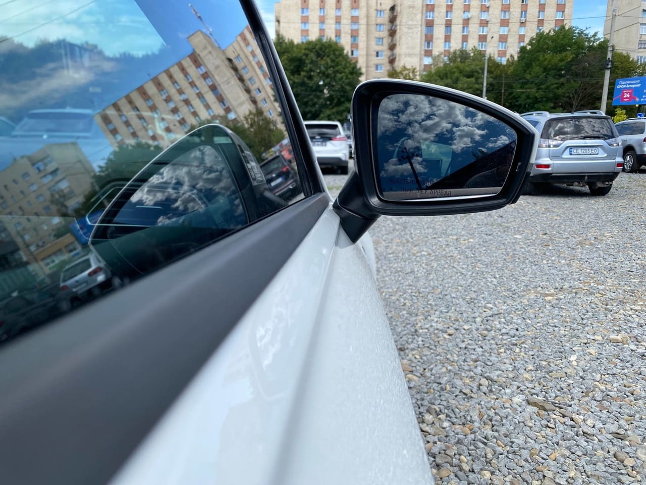 Volkswagen Tiguan 7