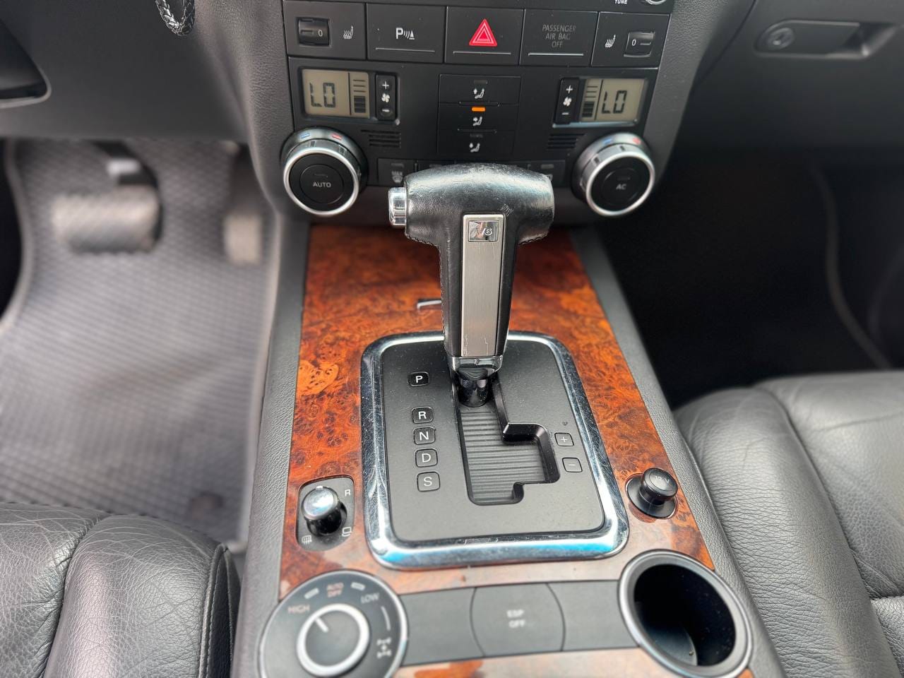 Volkswagen Touareg 14