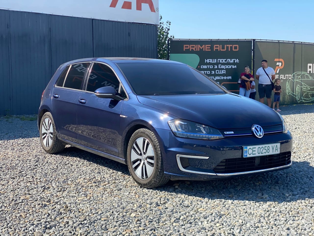 Volkswagen e-Golf 3