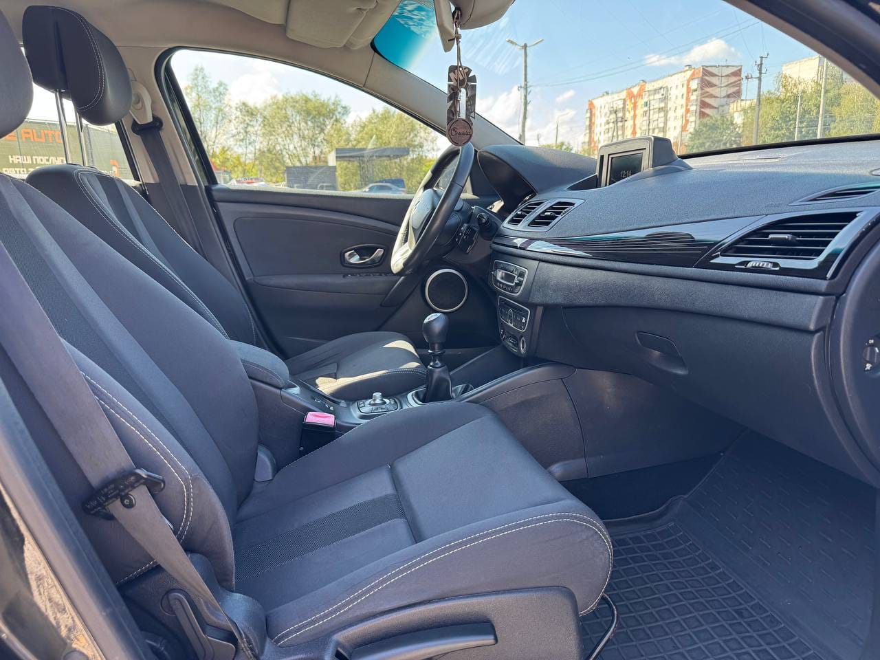 Renault Megane 16
