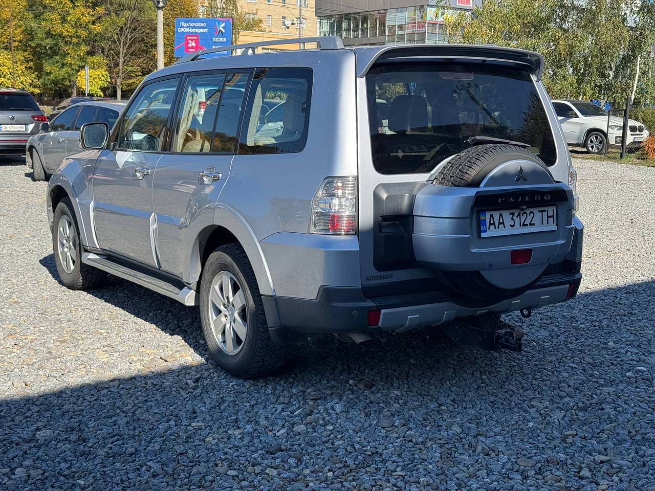 Mitsubishi Pajero 6