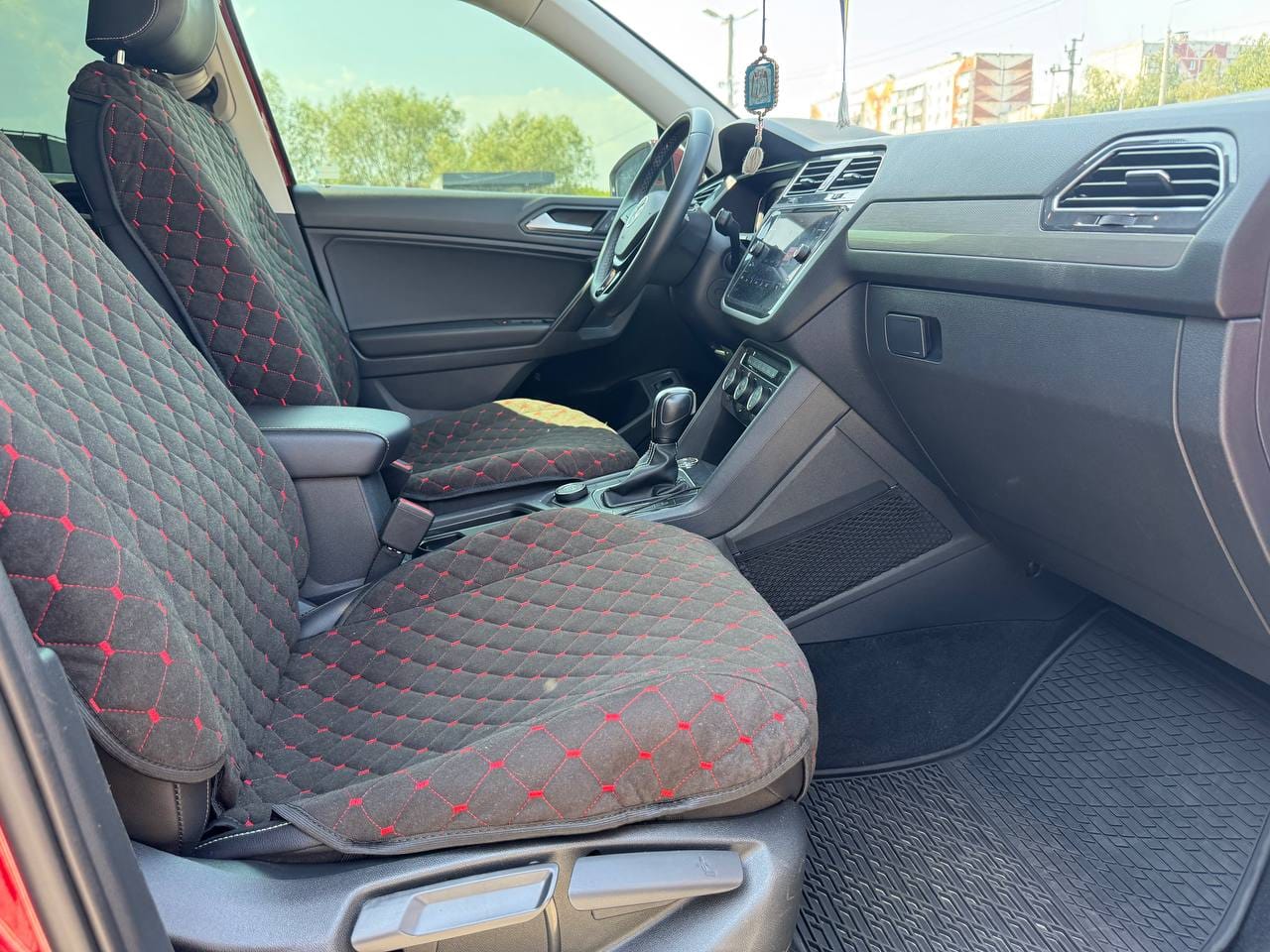 Volkswagen Tiguan 16