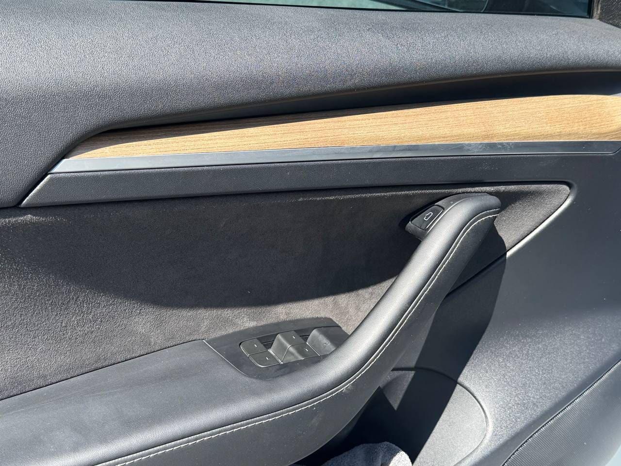 Tesla Model 3 7
