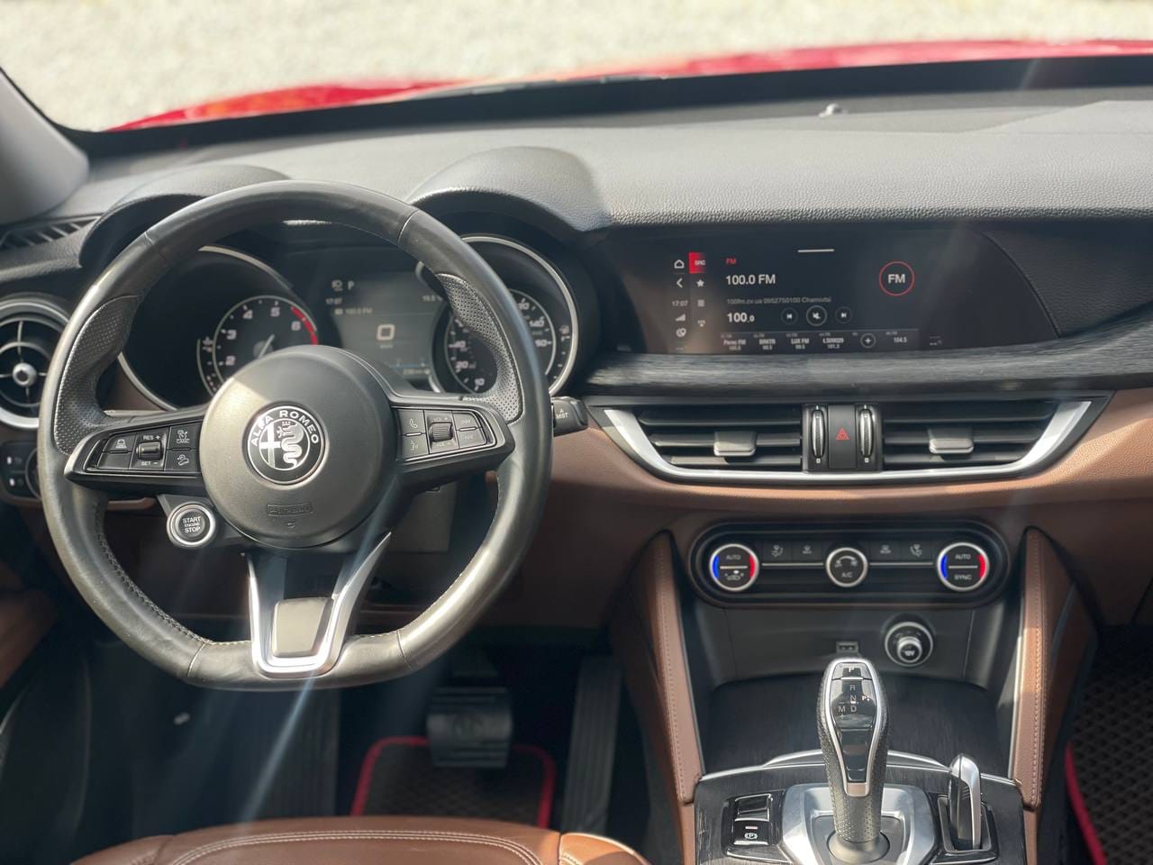Alfa Romeo Stelvio 14
