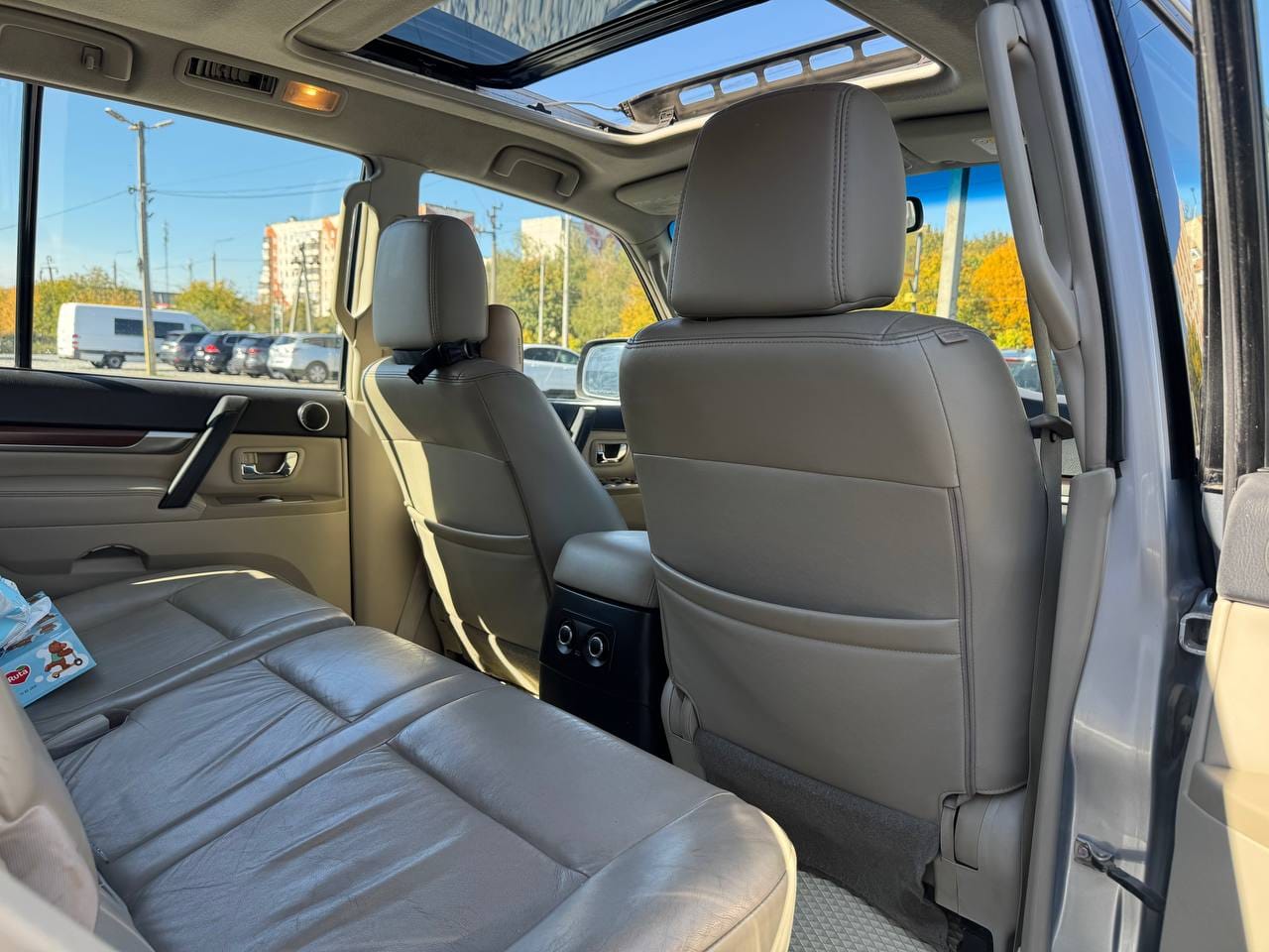 Mitsubishi Pajero 20