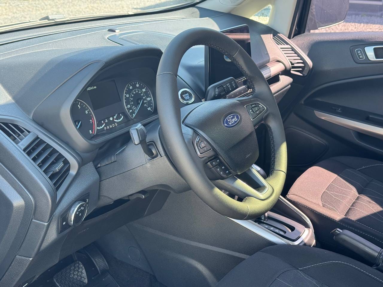 Ford EcoSport 10