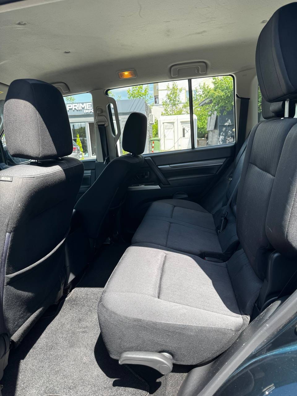 Mitsubishi Pajero 10
