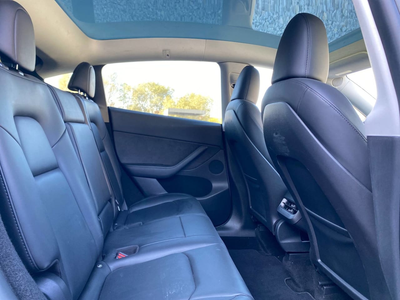 Tesla Model Y 13