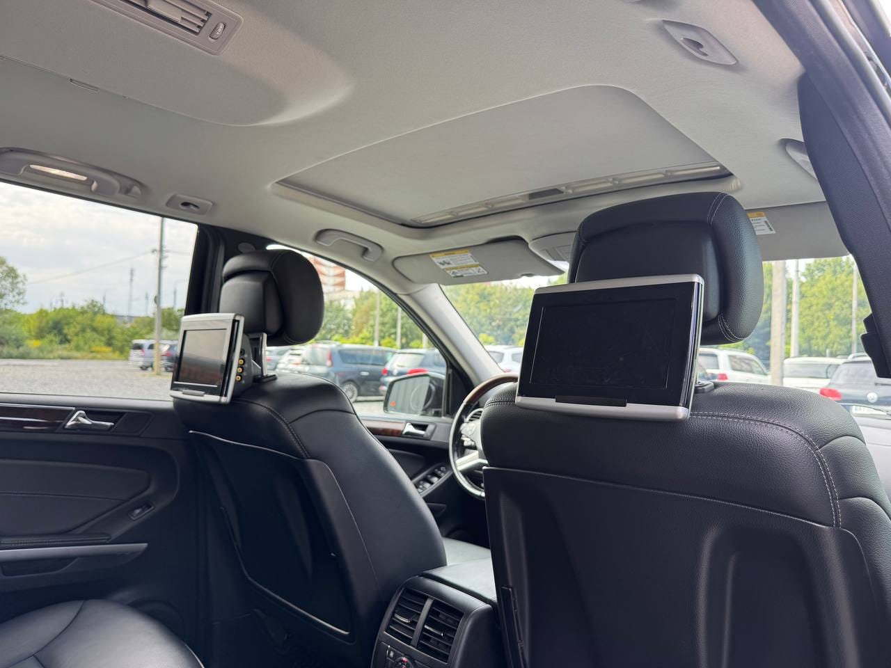 Mercedes-Benz GL 350 19