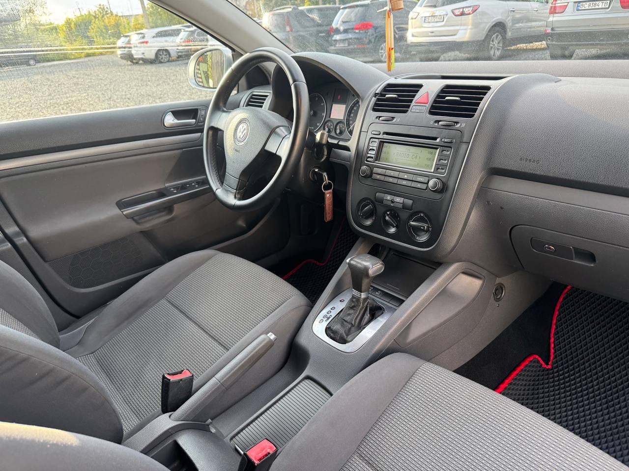 Volkswagen Golf 14