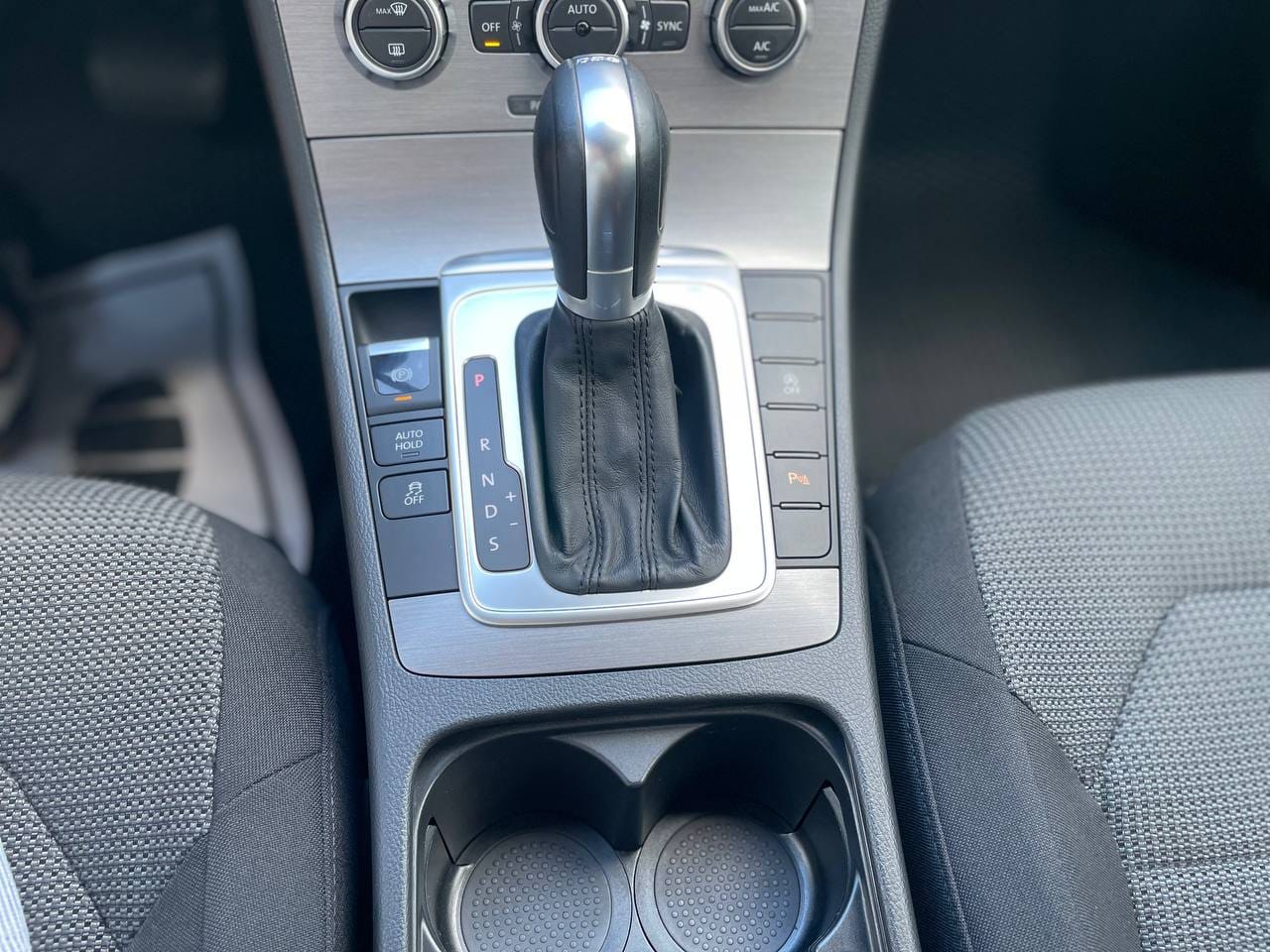 Volkswagen Passat 12