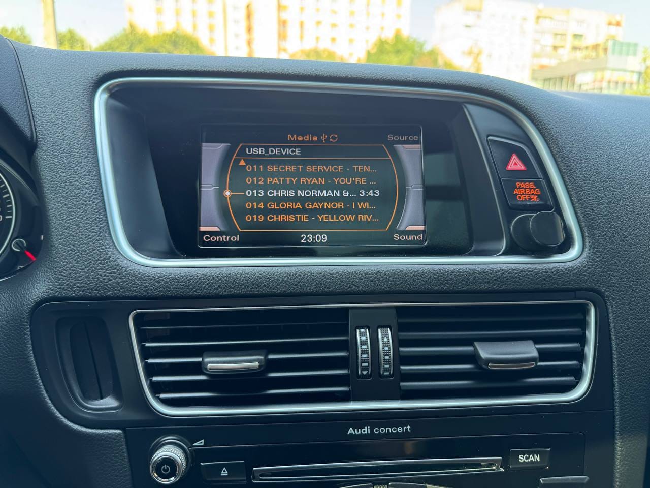 Audi Q5 14