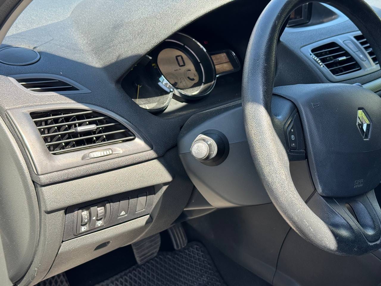 Renault Megane 8