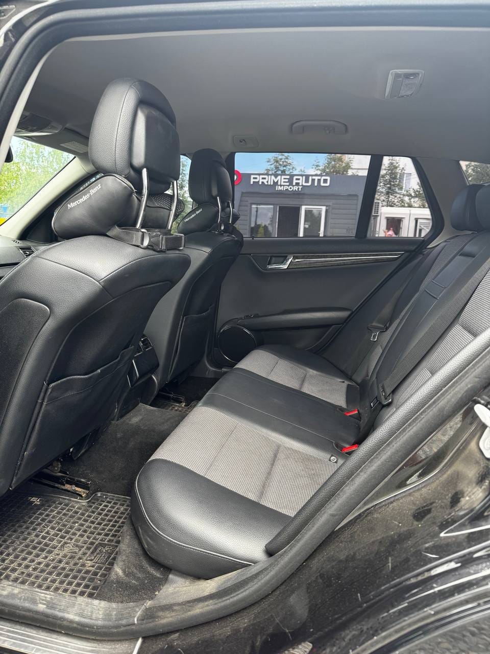 Mercedes-Benz C 220 11