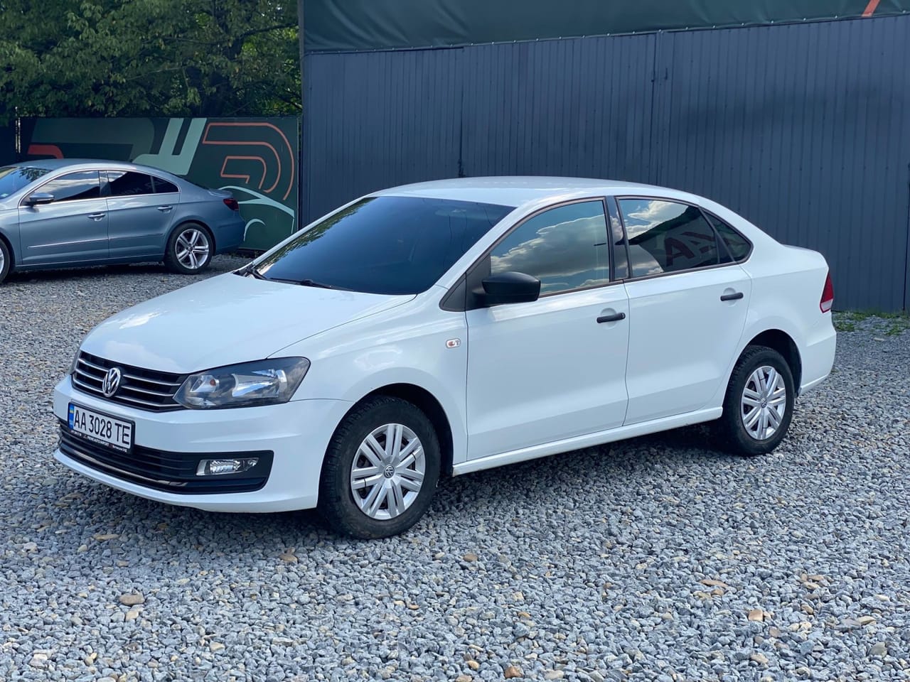 Volkswagen Polo 2