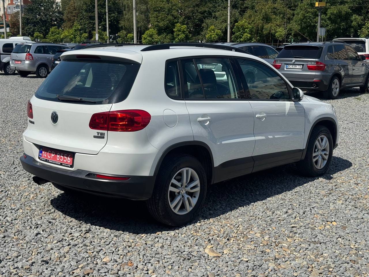 Volkswagen Tiguan 5