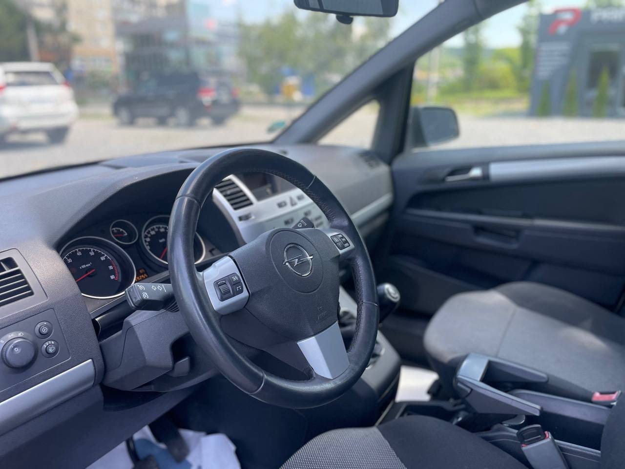 Opel Zafira 9