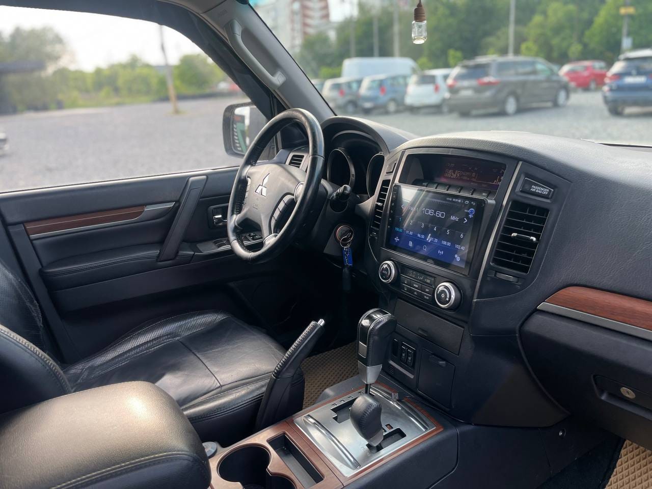 Mitsubishi Pajero Wagon 10