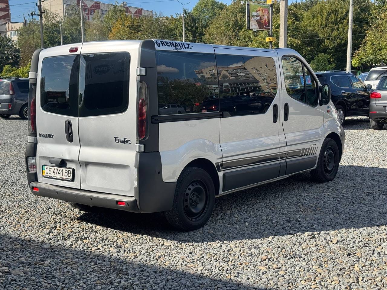 Renault Trafic 5