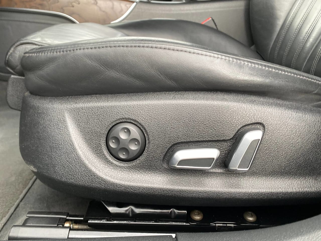 Audi A6 11