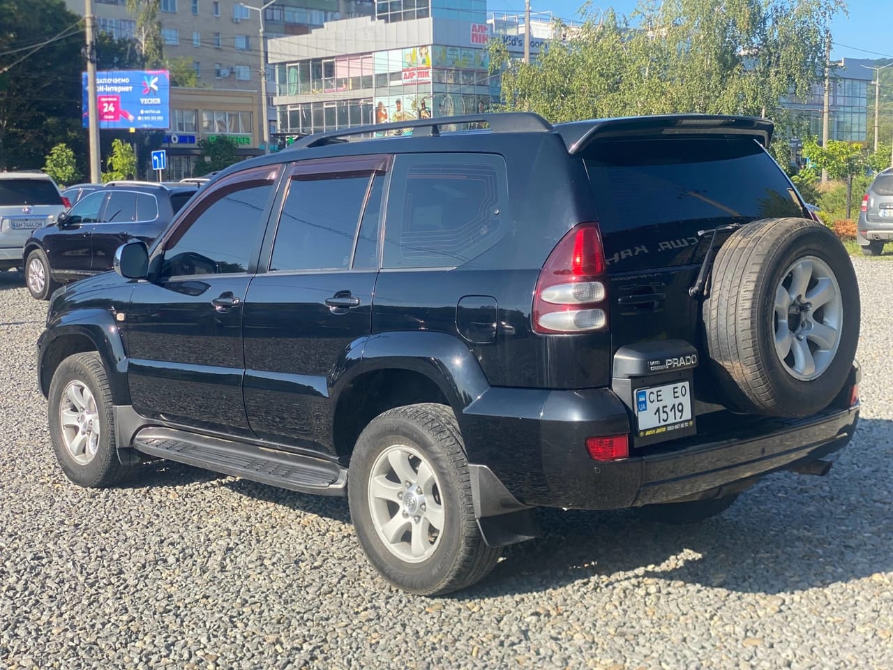 Toyota Land Cruiser Prado 6