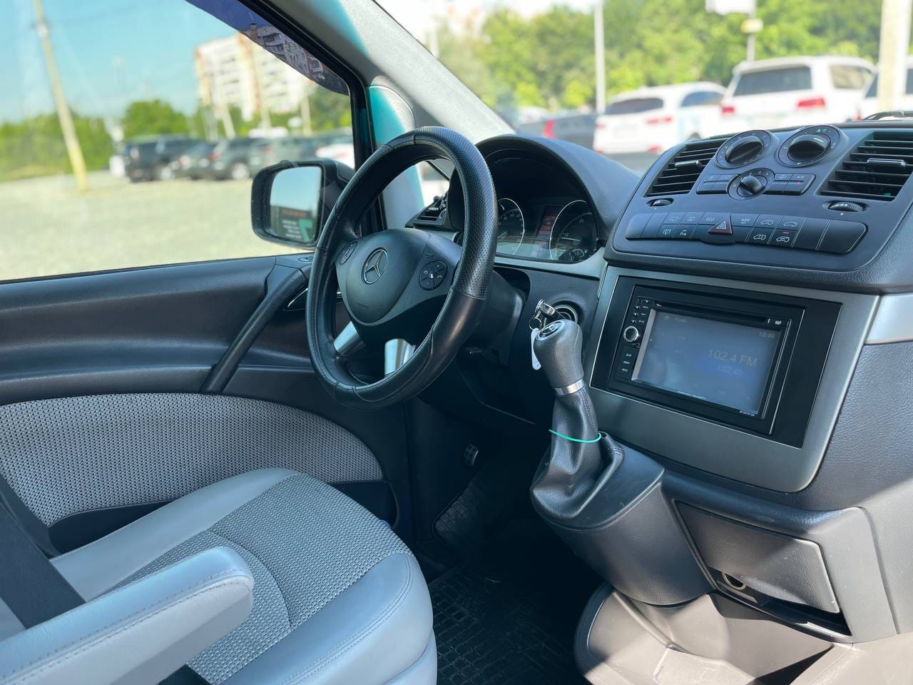 Mercedes-Benz Viano 13