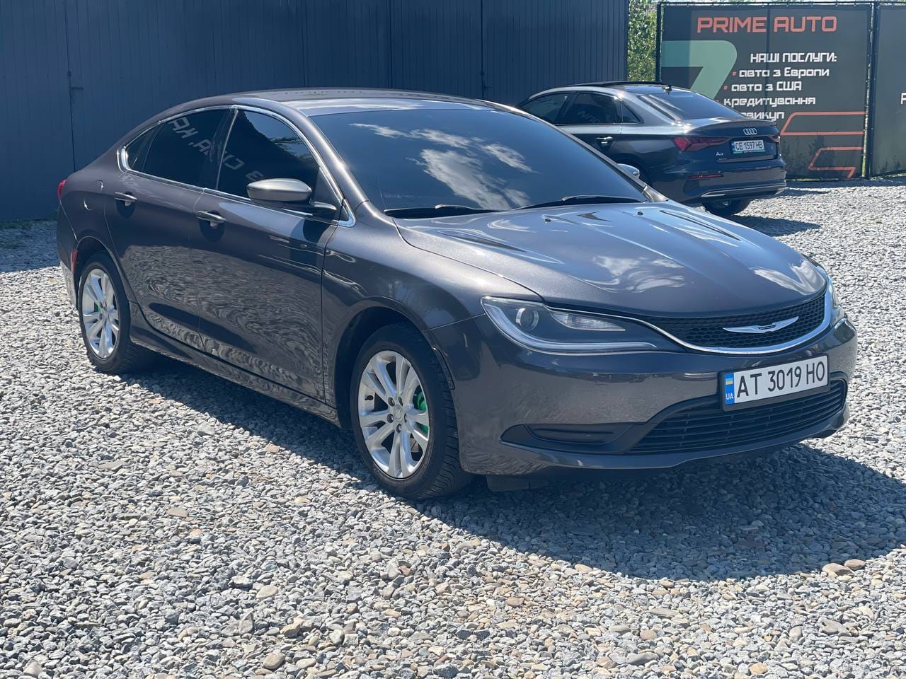Chrysler 200 2
