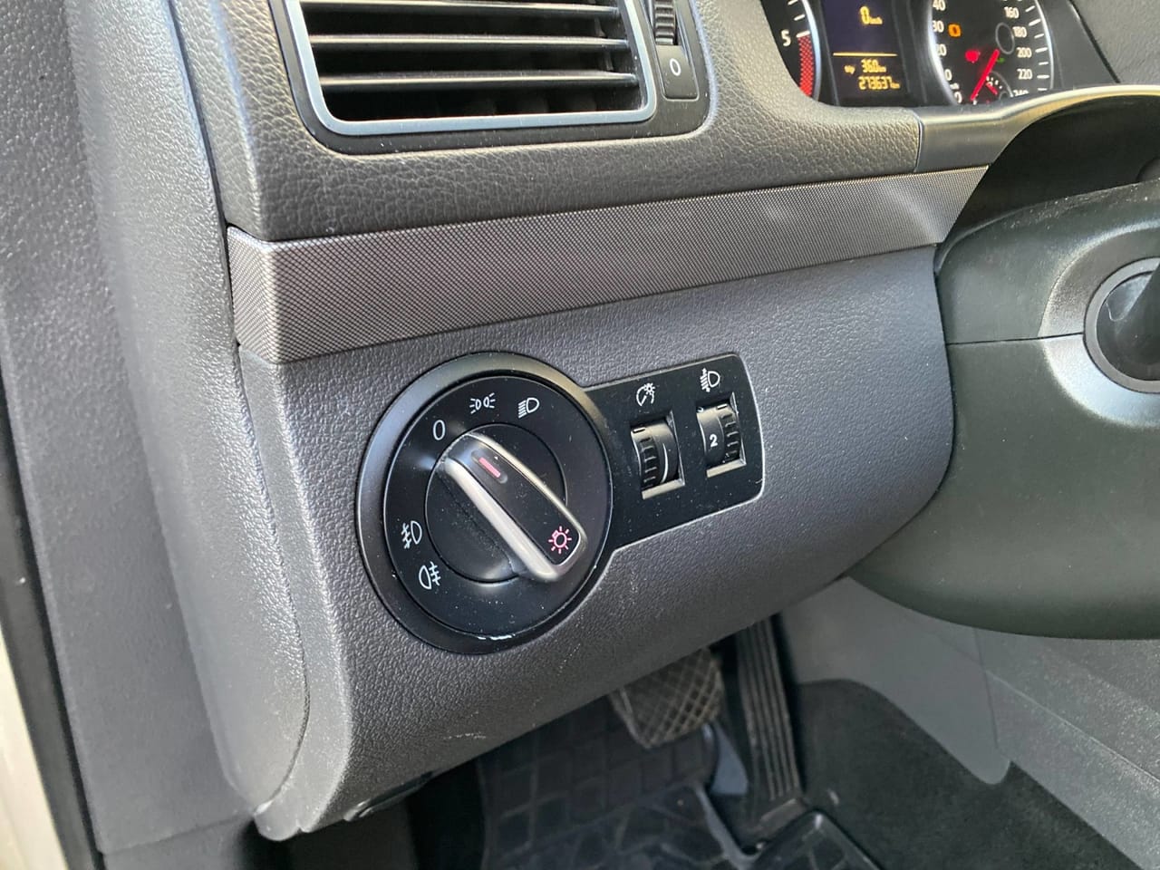 Volkswagen Touran 9