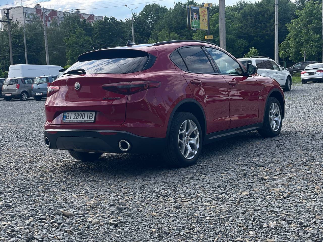 Alfa Romeo Stelvio 4