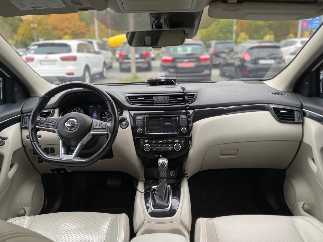 Nissan Rogue Sport 16