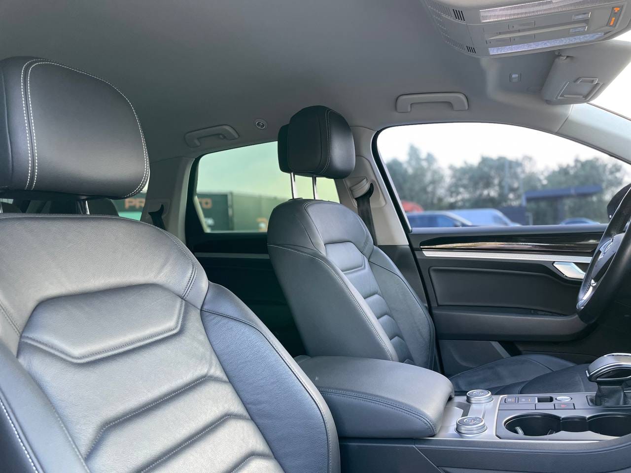 Volkswagen Touareg 14