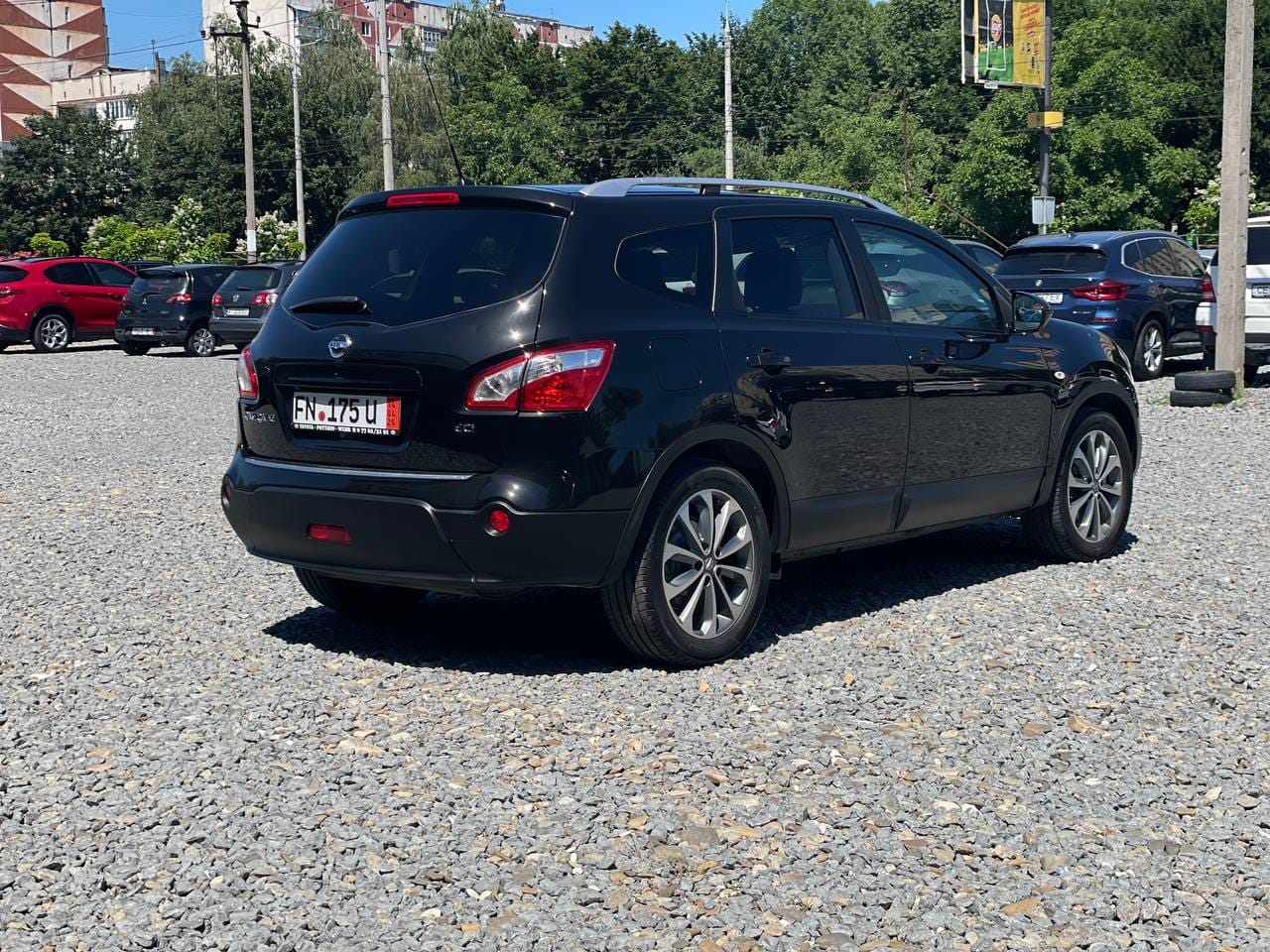 Nissan Qashqai+2 4