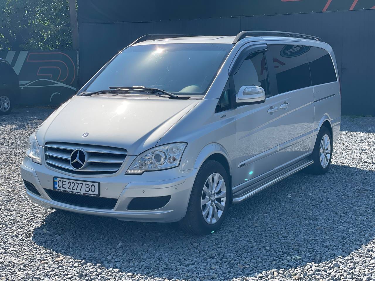 Mercedes-Benz Viano 2