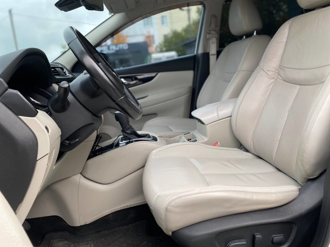 Nissan Rogue Sport 11